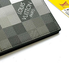 BRANDED SHORT WALLET