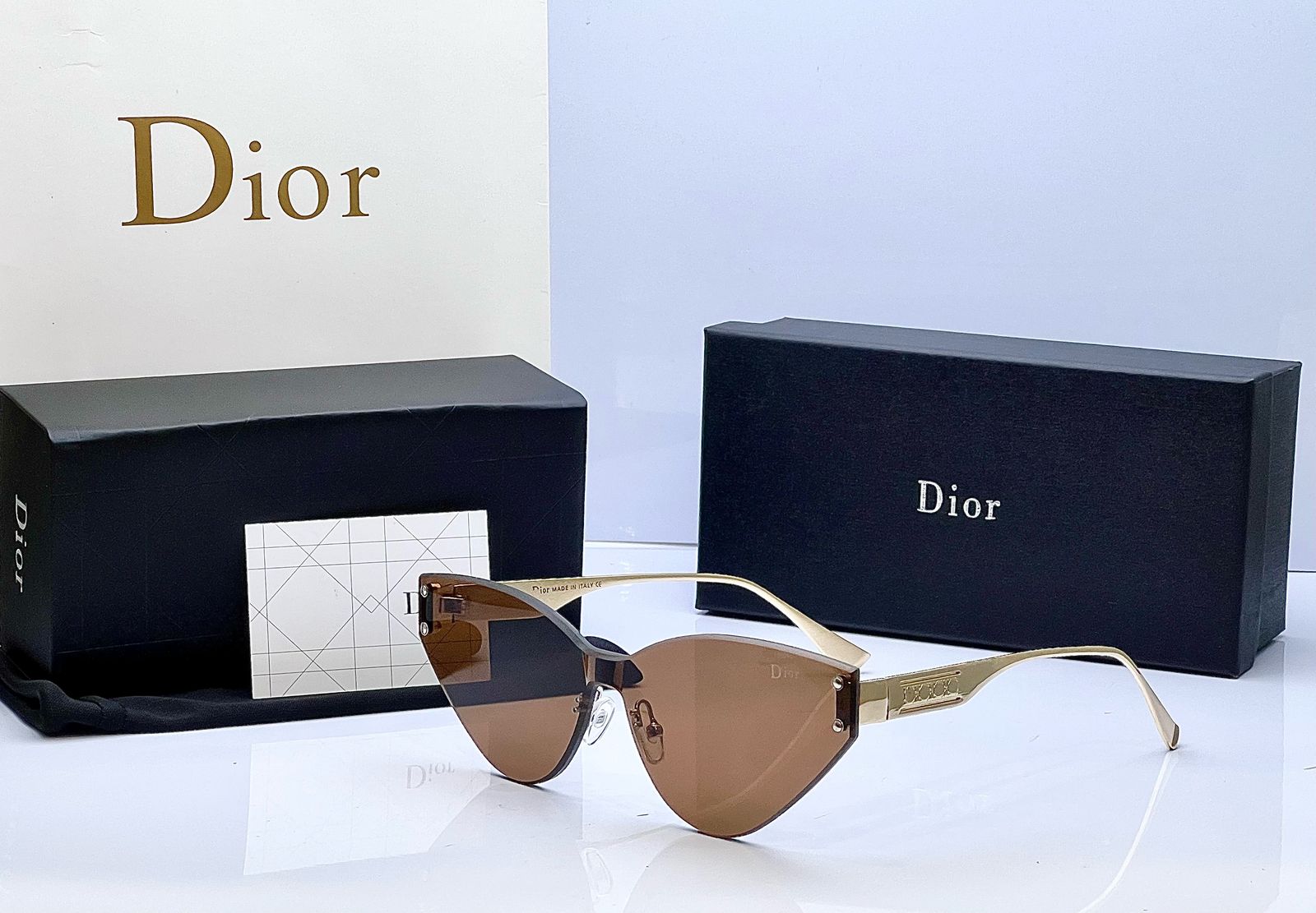 BRANDED GLASSES