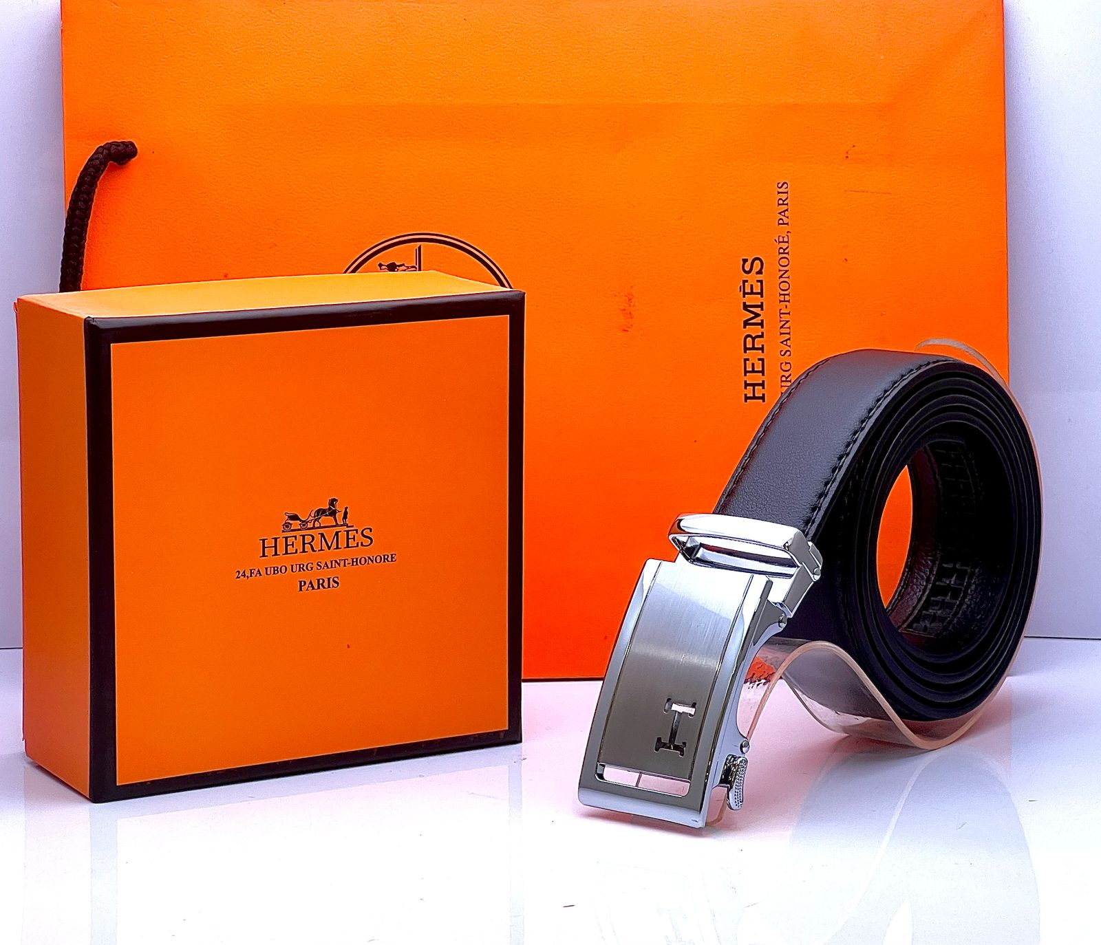 BRANDED BELT